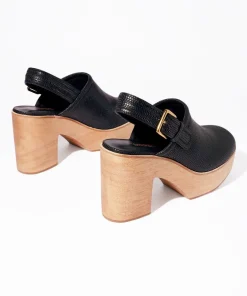 Bonnie In*Charlotte Stone Online
