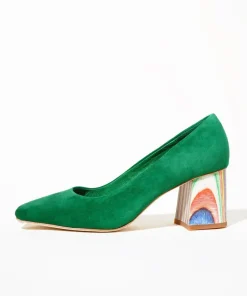 Estee In*Charlotte Stone Best