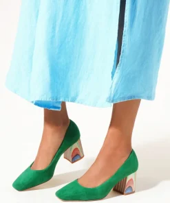 Estee In*Charlotte Stone Best