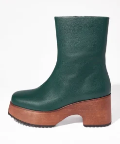 Isla In*Charlotte Stone Online