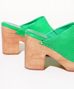 Marlo In*Charlotte Stone